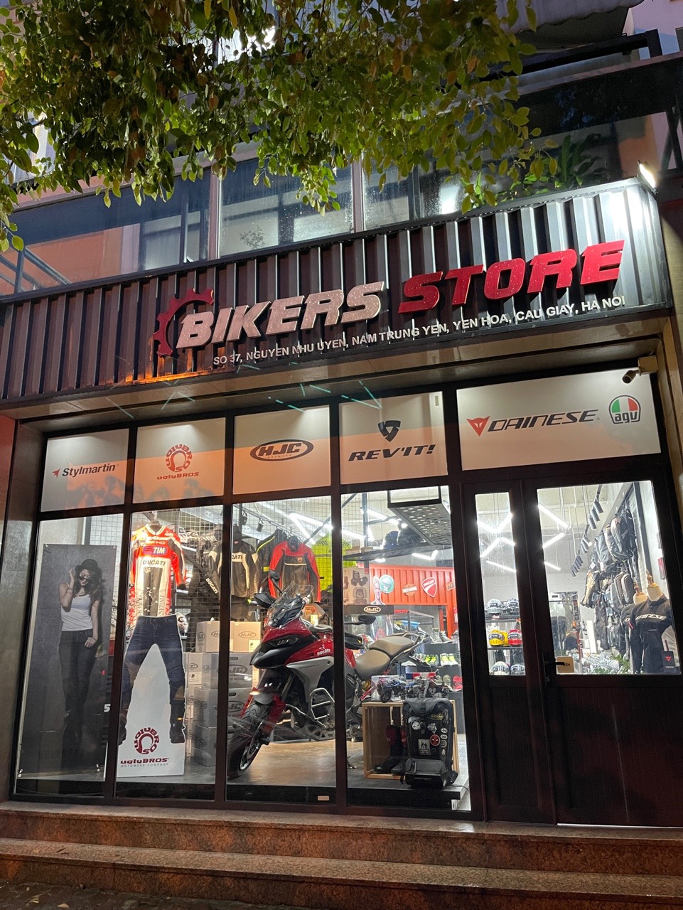 Importer & Distributor Of Motorcycle Parts - Bickers